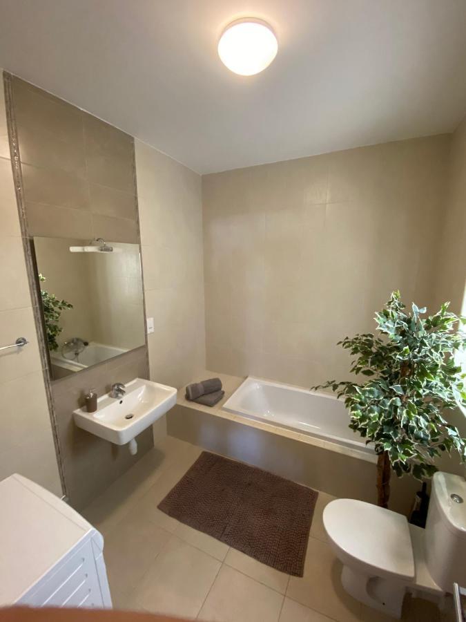 Rock Bay Apartman Birżebbuġa Kültér fotó